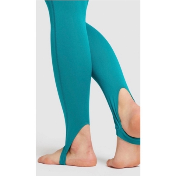 Gymshark Illumination Leggings in Charged Emerald NWT 👟 - Picture 5 of 8